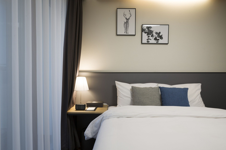 Bedroom 4, New Songtan Hotel, Pyeongtaek