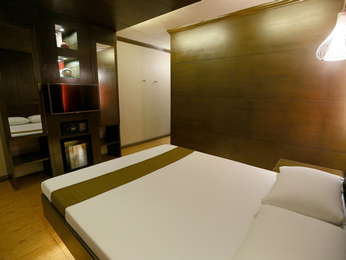 Bedroom 18