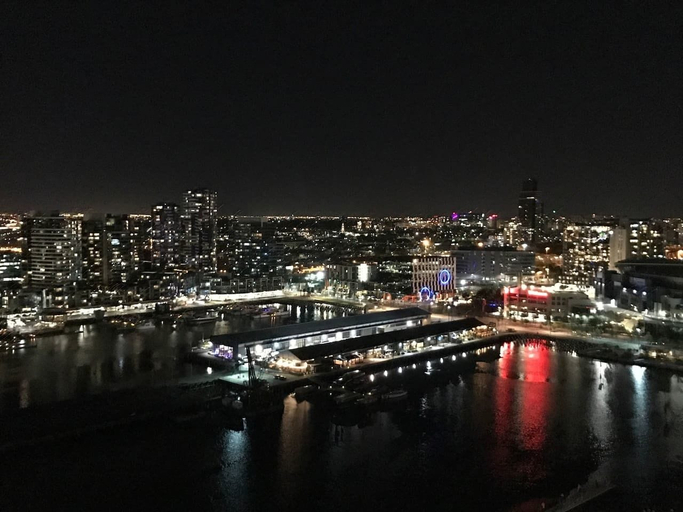 Others 4, Melbourne Docklands Convesso Seaview Apartment, Melbourne