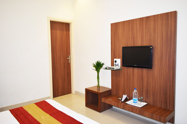 Others 5, Hotel Palace, Amritsar