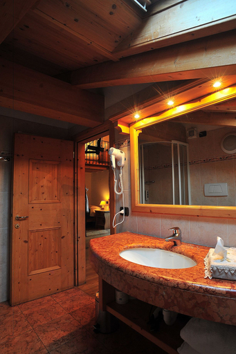 Bathroom 4, Hotel Alpi & Golf, Sondrio