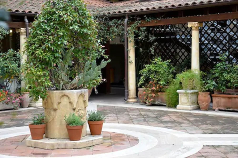 Exterior & Views 2, Katane Palace Hotel, Catania