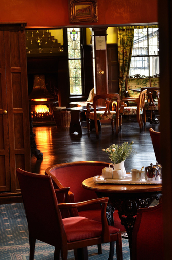 Food & Drinks 5, Newby Bridge Hotel, Cumbria