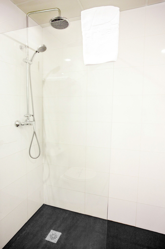 Bathroom 3, Hotel Morlans, Baleares