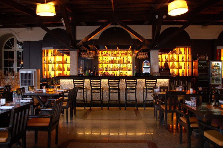 Food & Drinks 5, Port de Plaisance Resort, Trademark Collection by Wyndham