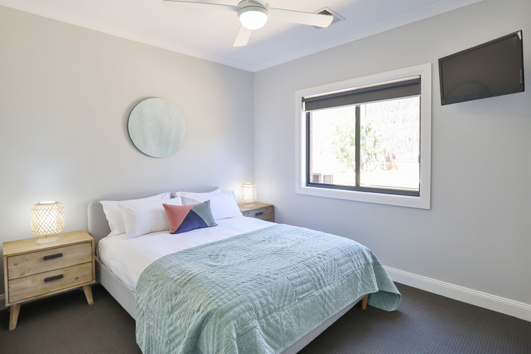 Bedroom 3, Indulge Luxury Homes - Dockside Marina, Mildura - Pt A