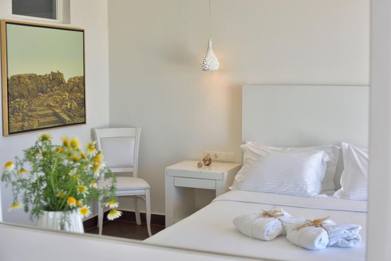 Bedroom 5, Jenny's Summer Houses, South Aegean