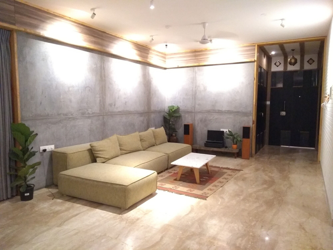 Others 3, Marvel Arco, Pune