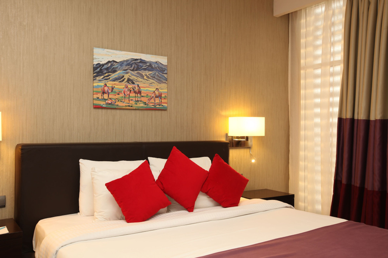 Bedroom 3, Golden Tulip Hail