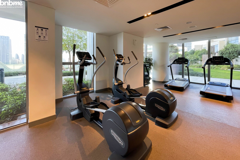 Others 5, 1B-Boulevard Point-203 by Bnb homes, Dubai