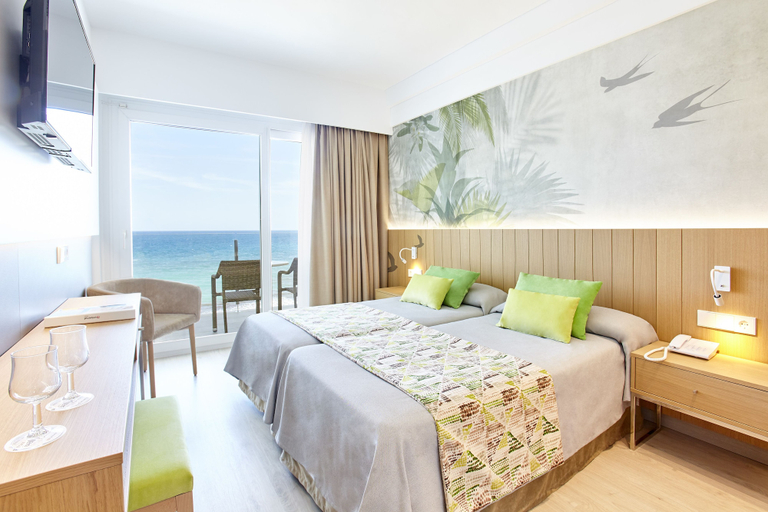 Bedroom 3, Universal Hotel Castell Royal, Baleares