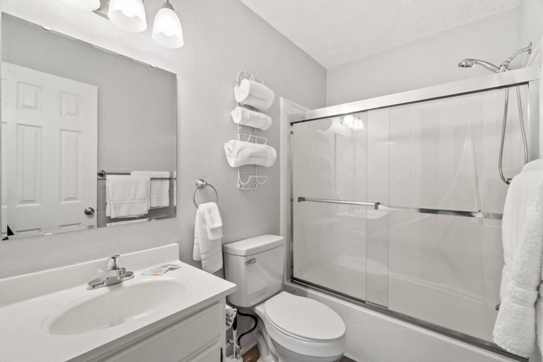 Bathroom 4, Misty Harbor Townhome #15, Bay