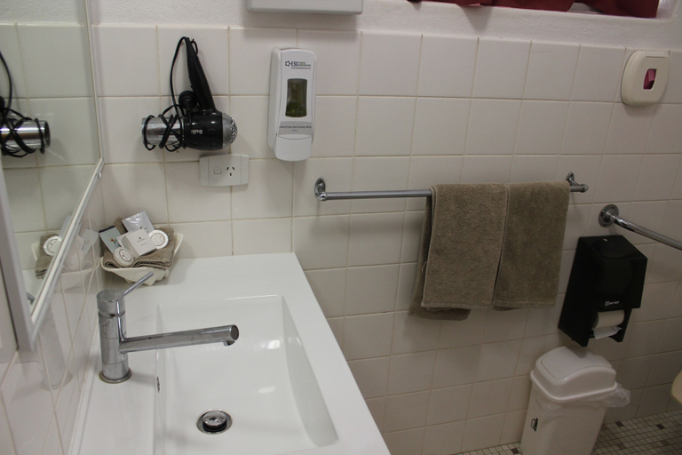 Bathroom 3, Acacia Motor Inn Armidale, Armidale Dumaresq