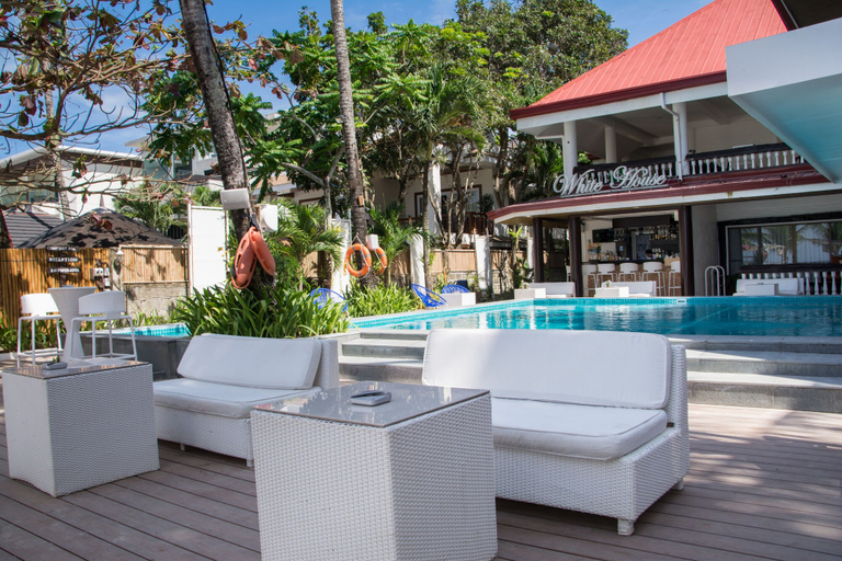 Food & Drinks 5, White House Beach Resort, Malay