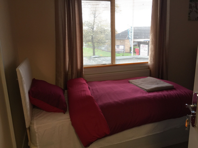 Bedroom 1, Laughing Buddha Guest House, North Lanarkshire