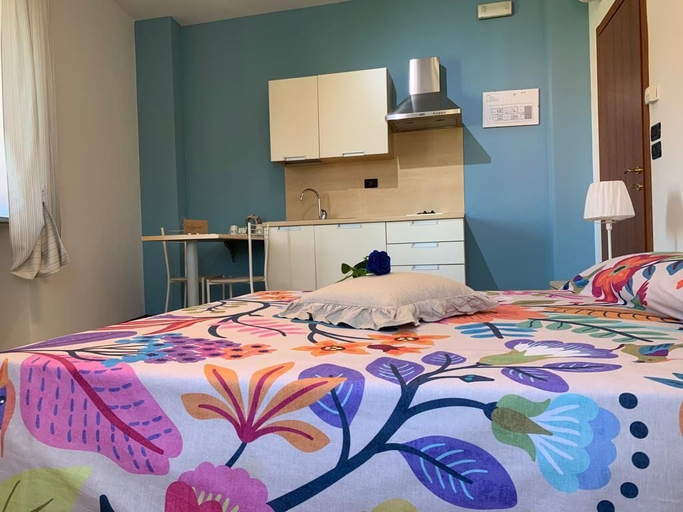 Bedroom 3, Mini-Appartamenti, Camere Lanterna Blu, Alessandria