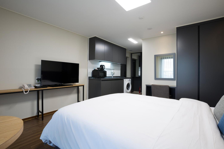 Bedroom 3, New Songtan Hotel, Pyeongtaek