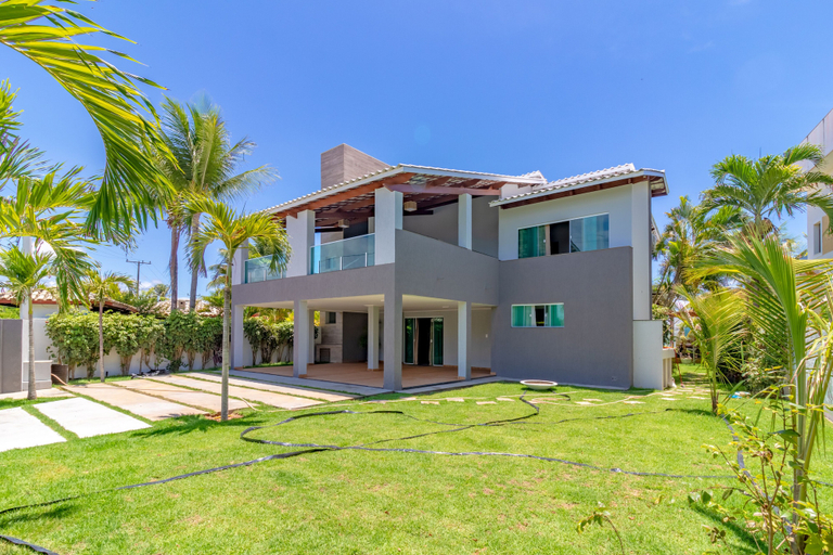 Front of property 4, GB60 Excellent House 4 Suites, Camaçari