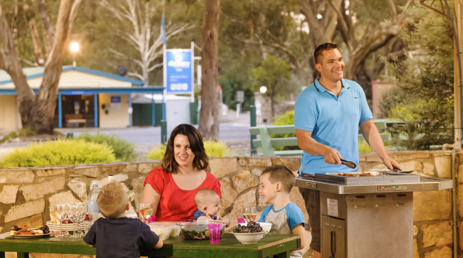 Food & Drinks 4, Discovery Parks - Clare, Clare and Gilbert Valleys