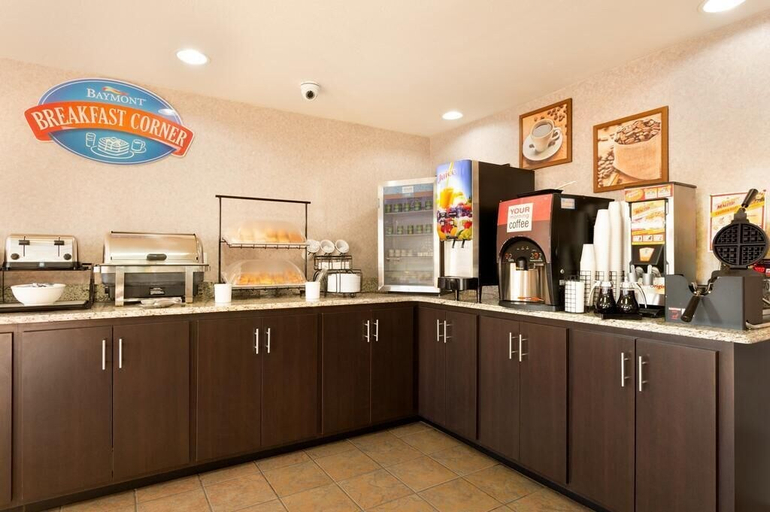 Food & Drinks 5, Baymont by Wyndham Gallatin, Sumner