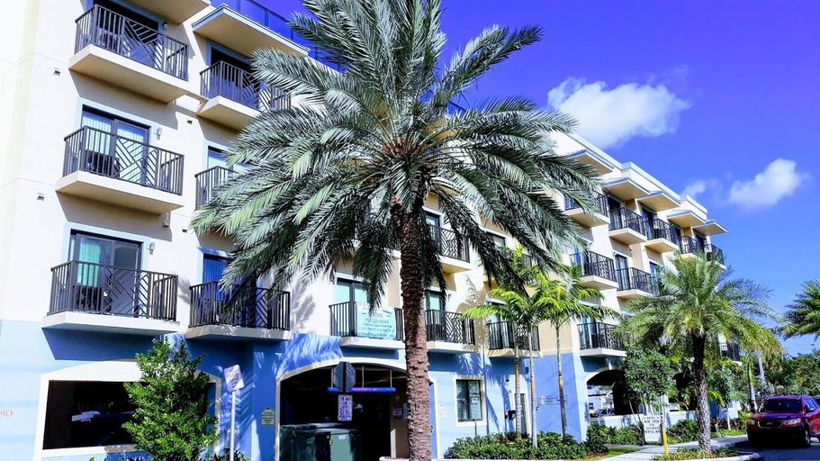 Exterior & Views 2, Vistalmar Beach Resort, Broward