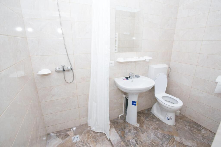 Bathroom 4, Casa  Stefan  Galati, Galati