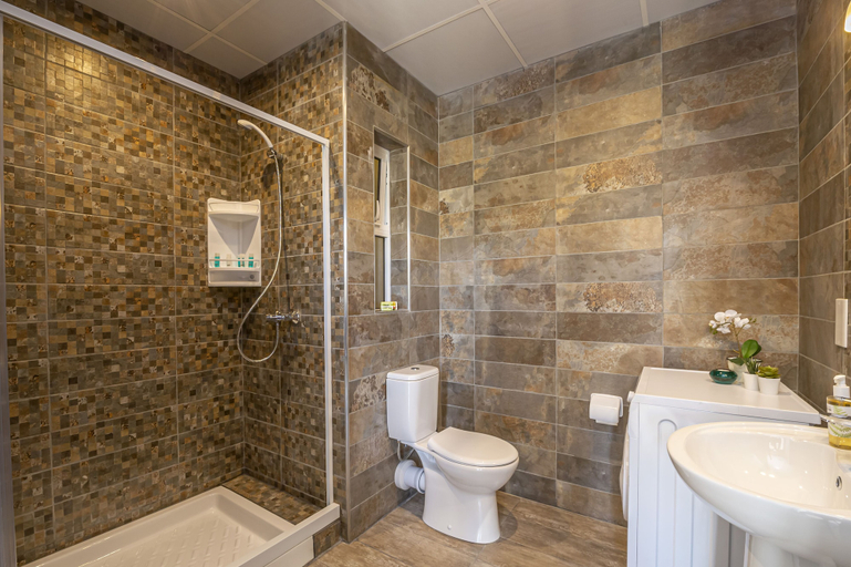 Bathroom 4, Summer Breeze Penthouse with large Terrace and Hot Tub by Getaways Malta