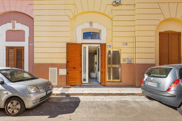 Primary image