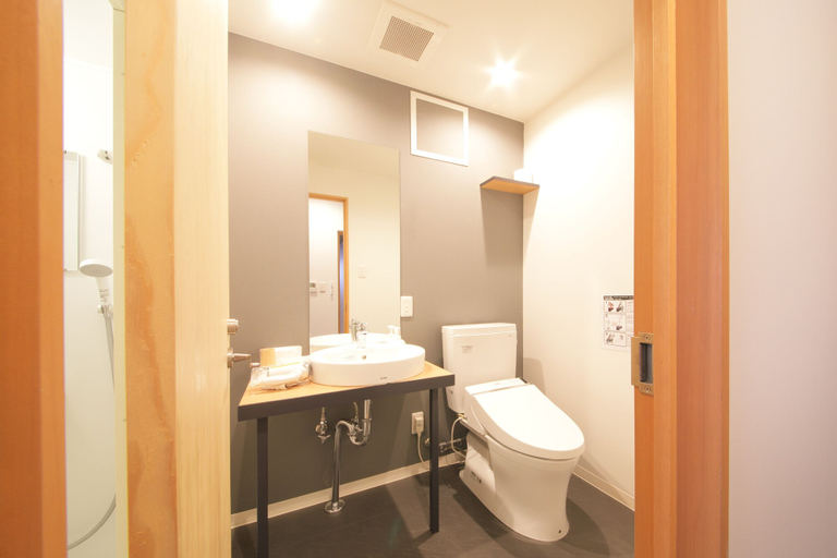 Bathroom 5, R Star Hostel Kyoto Japan, Kyoto