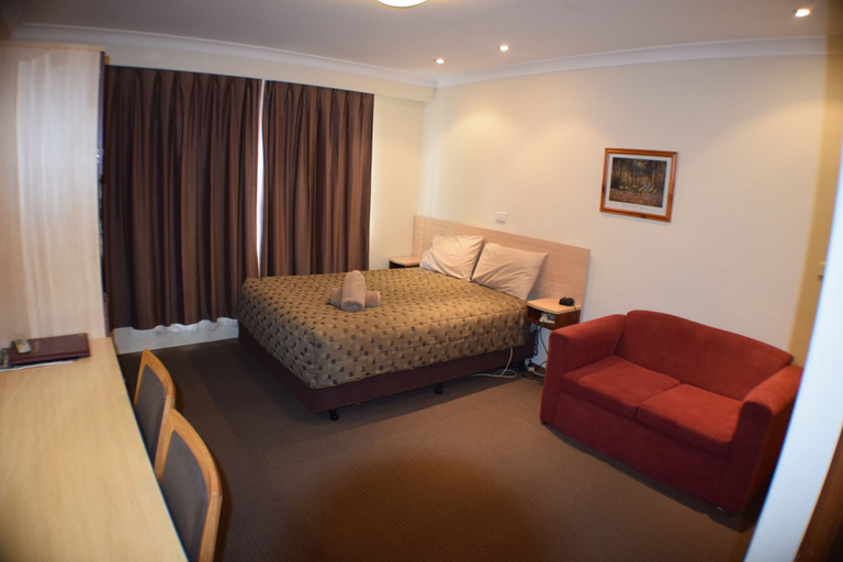 Bedroom 2, Acacia Motor Inn Armidale, Armidale Dumaresq