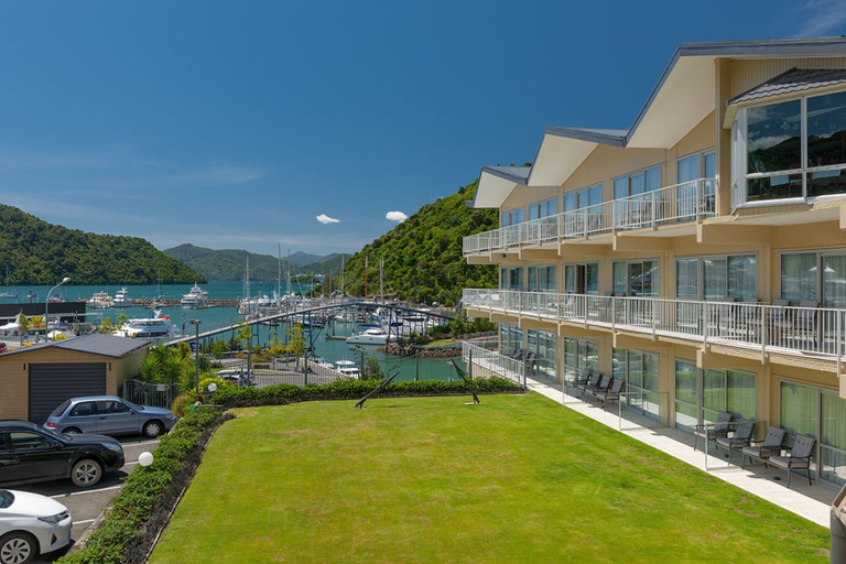 Exterior & Views 2, Picton Beachcomber Inn, Marlborough