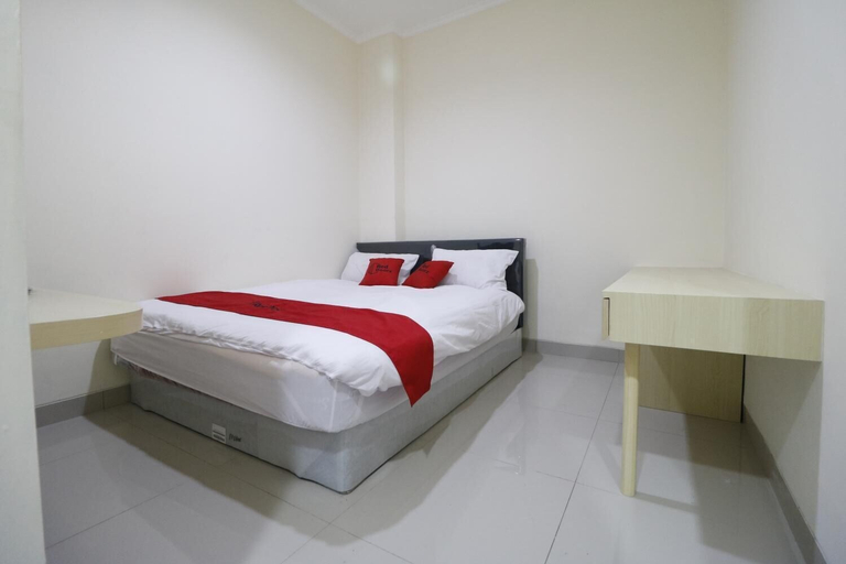 Bedroom 3, RedDoorz Plus near Mall Ciputra Jakarta, Jakarta Barat