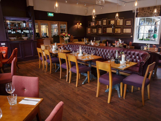 Food & Drinks 4, The Richard Onslow, Surrey