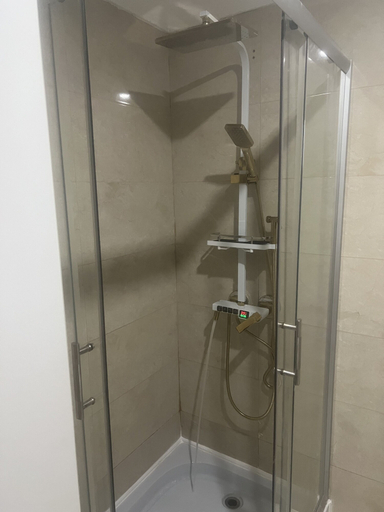 Bathroom 4, Hotel Aviación, Valencia