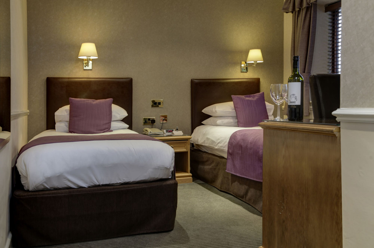 Bedroom 3, The Oaks Hotel, Lancashire
