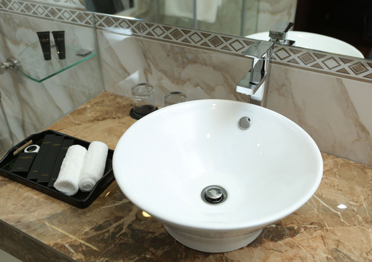 Bathroom 4, The Mira Boutique Hotel, Thủ Dầu Một