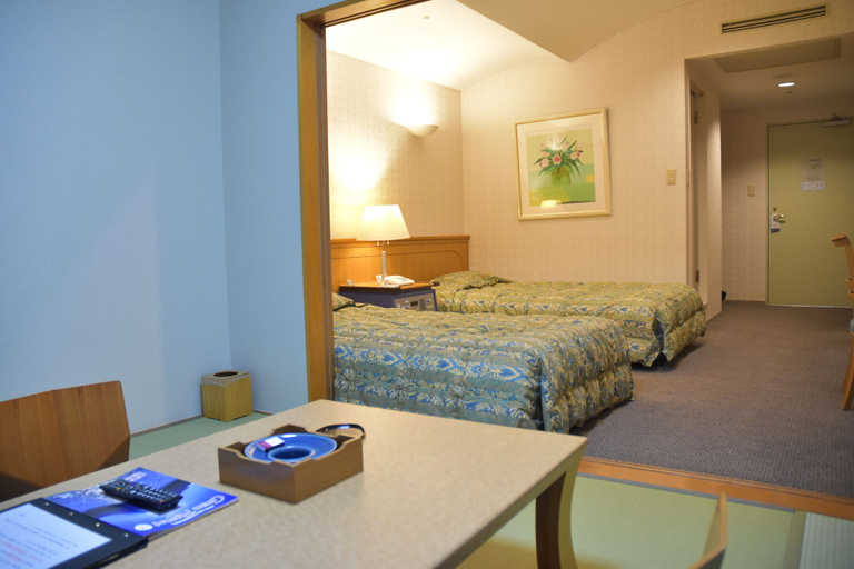 Bedroom 3, The Gran Resort Elegante Awajishima, Awaji