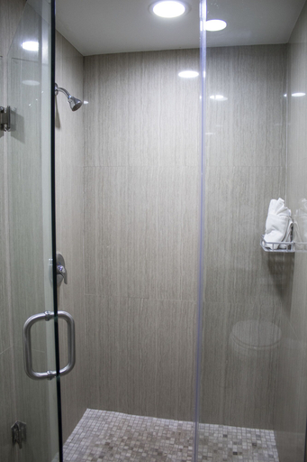 Bathroom 4, Hawthorn Extended Stay by Wyndham McAllen, Hidalgo