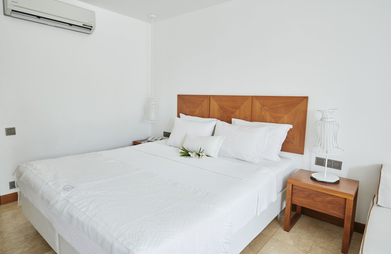Bedroom 3, Flow Datca Surf & Beach Hotel, Datça
