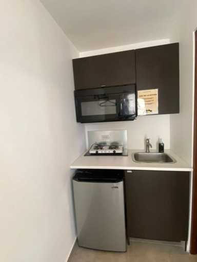 Others 5, Hotel Nest
