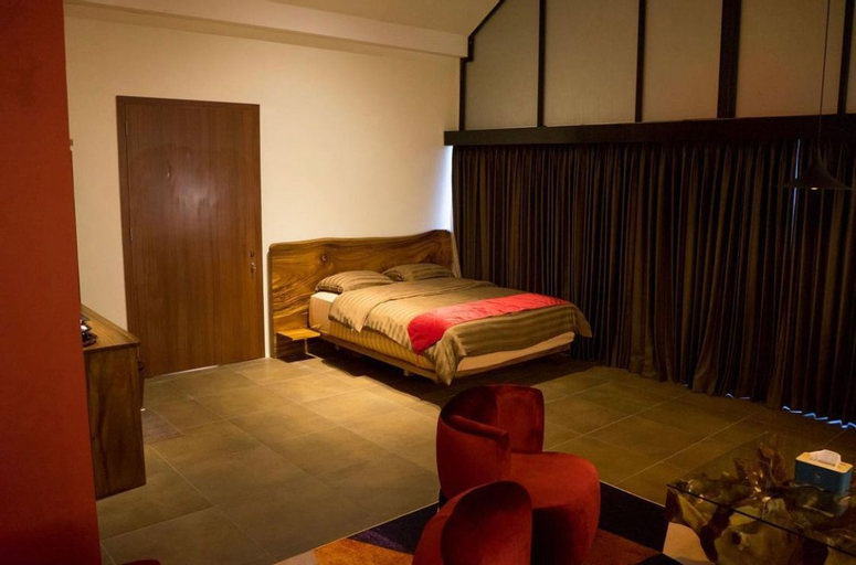 Bedroom 12
