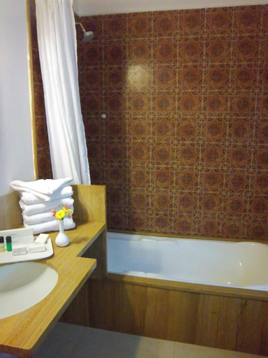 Bathroom, Nirvana Hermitage, North Goa