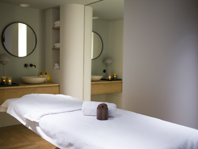 Bedroom 2, Hôtel National Arts et Métiers, Paris