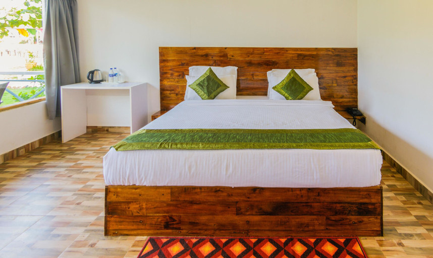 Bedroom 2, Treebo Lands End Beach Resort - 100m from Beach, North Goa