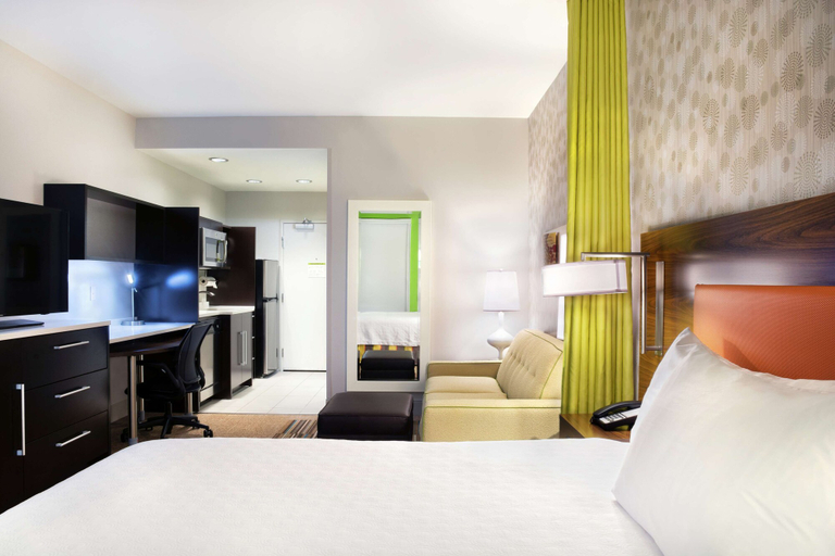 Bedroom 3, Home2 Suites by Hilton Indianapolis South Greenwood, Indianapolis