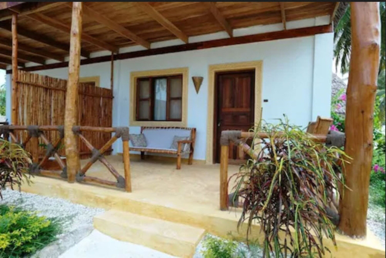 Exterior & Views 2, Pongwe Bay Resort, Kati