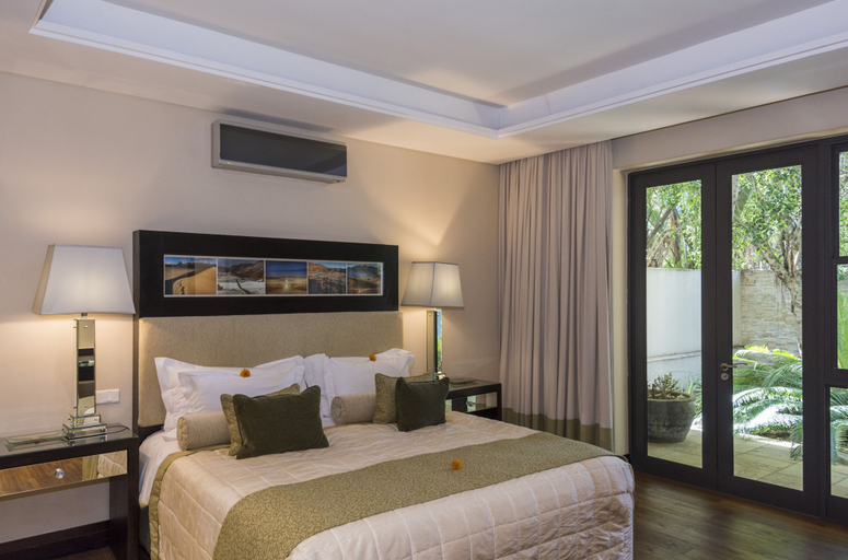 Bedroom 3, No5 Boutique Art Hotel by Mantis, Nelson Mandela Bay