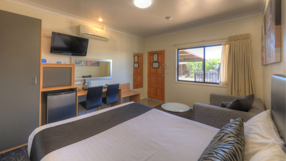 Bedroom 4, Best Western Ascot Lodge Motor Inn, Goondiwind
