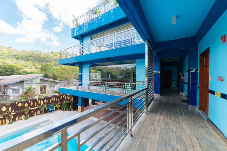 Exterior & Views 2, RedDoorz Premium @ Casa Ghilda Resort Olongapo City, Olongapo City