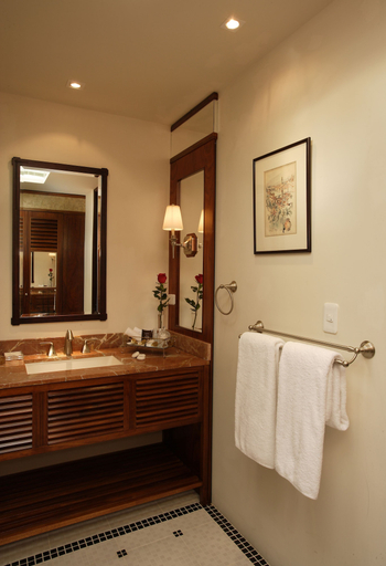 Bathroom 3, Mansión Alcázar Boutique Hotel, Cuenca